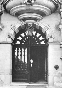 Violet Van der Elst at he main entrance door of her Grantham Castle