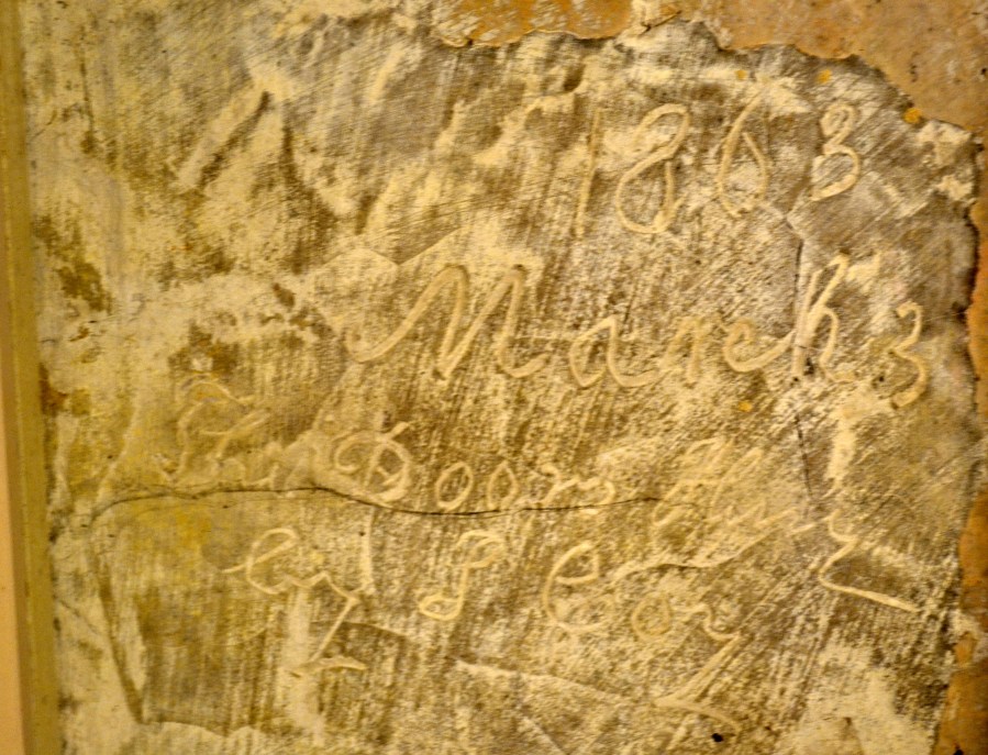 Engraving by the door of the Gatehouse